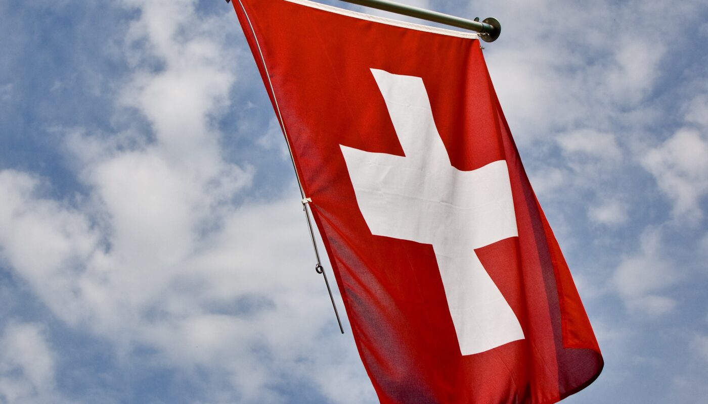 https://pixabay.com/photos/swiss-banner-confederates-2468486/